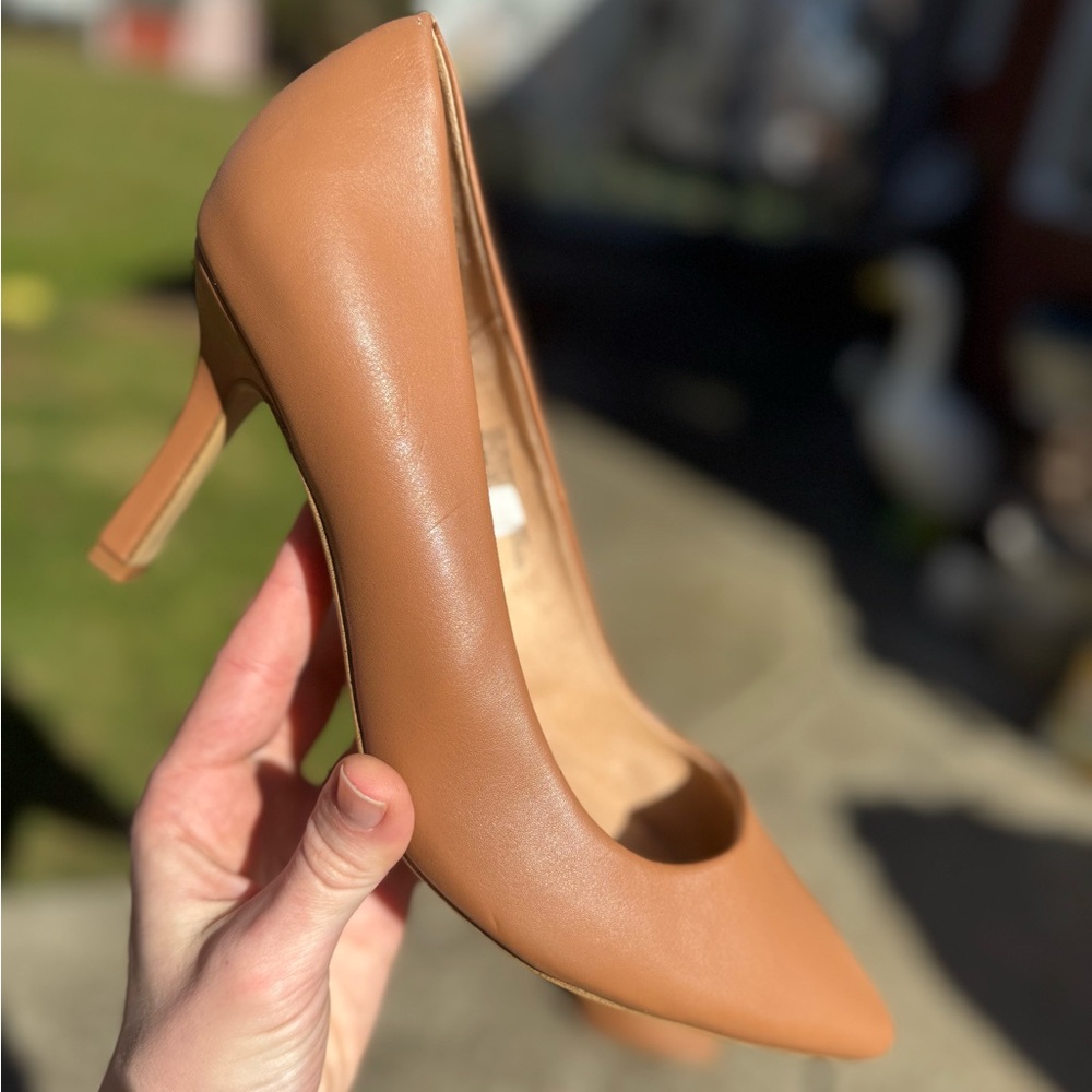 A New Day Tan Pointed Toe Pumps 10W Stiletto Heel Work Heels